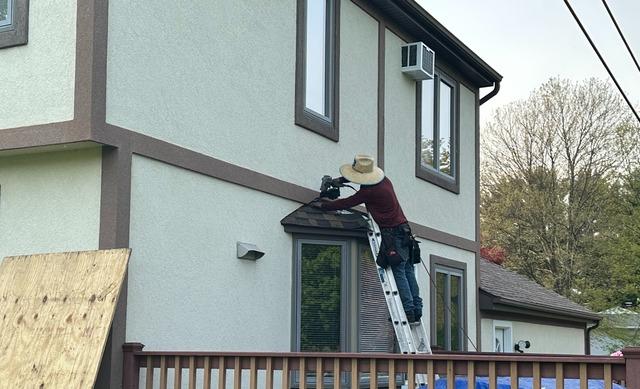 Bay roof being installed