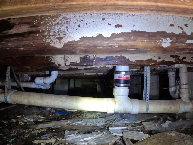 Crawl Space Moisture