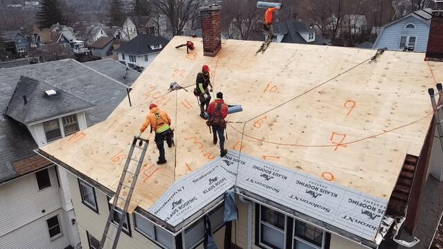 New plywood decking layer is in!
