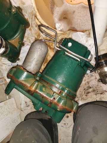 Cast Iron Pump Cleaned