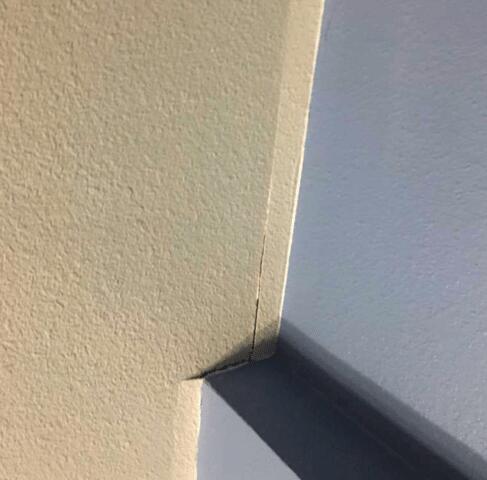 Signs of Foundation Problems: Ceiling Crack