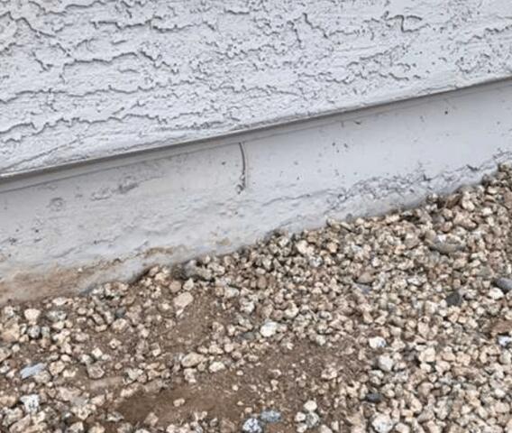 Signs of Corrosion in a stem wall: Vertical Cracks