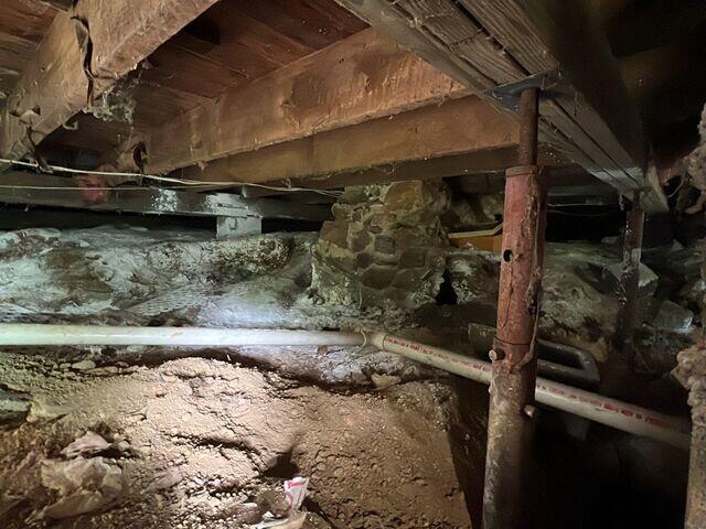 Crawl Space Repair Needed