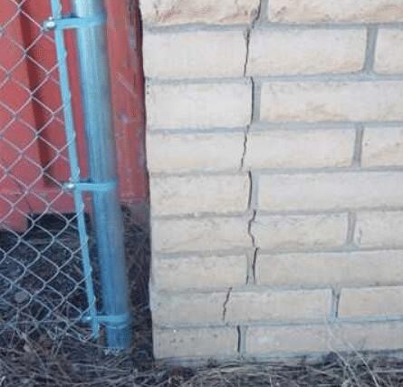 Signs of Foundation Problems: Exterior Wall Cracks