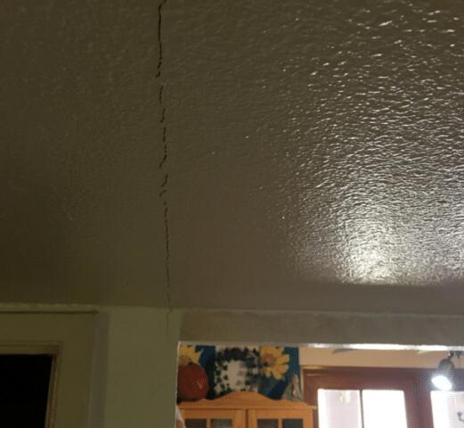 Symptoms of Foundation Problems in a House: Ceiling Cracks