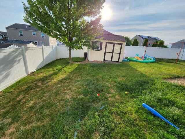 6' Privacy Lowes White Vinyl Fence