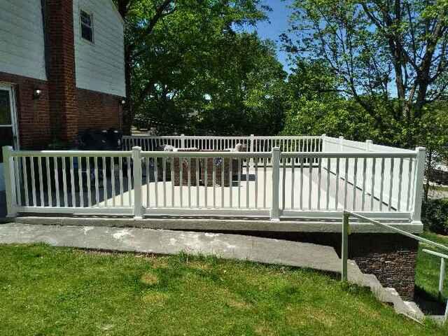 White 42" Superior T / Acadia Privacy Vinyl Railing