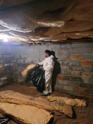 Crawl Space Cleanup