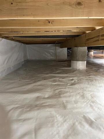 Getting your crawl space encapsulated ensures that the space will not only be dry, but also clean.