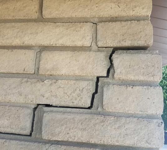 Sign of Foundation Problem: Wall Cracks in Clifton, AZ