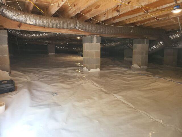 Another view of a large crawlspace, fully encapsulated.