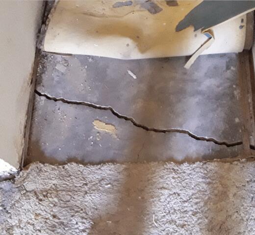 Signs of Foundation Problems: Floor Cracks Down in Duncan, AZ