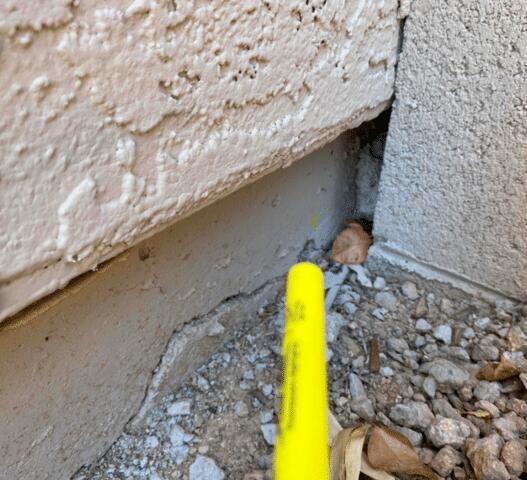 Signs of Corrosion in a Stem Wall: Horizontal Cracks in Phoenix, AZ