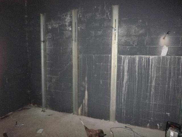 Channel Anchors in Carthage, TN