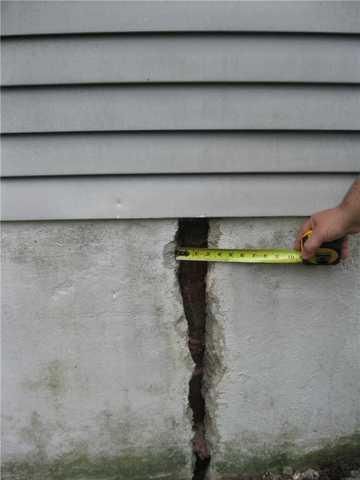 Severe Foundation Crack