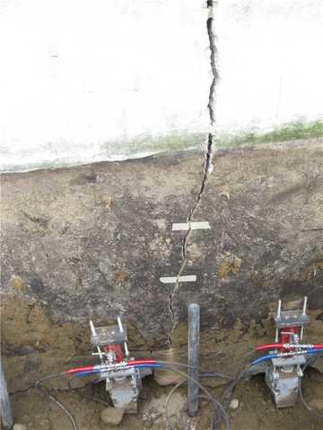 Closing Foundation Cracks