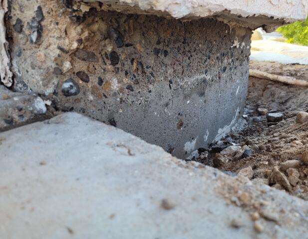 Symptoms of Corrosion in Stem Wall: Flaking Paint in Surprise, AZ