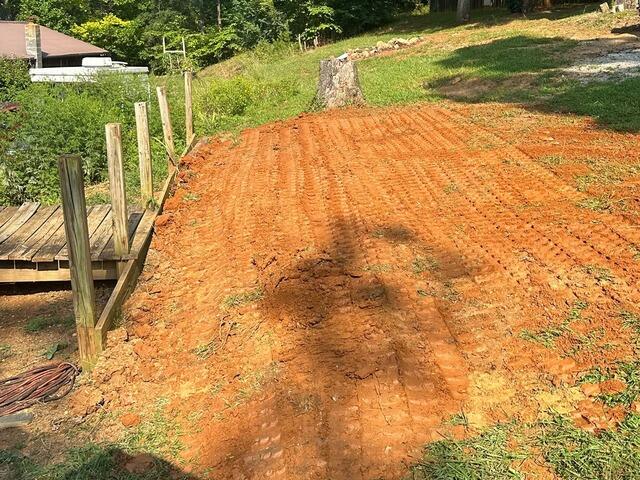 A view of the customer's yard after our crew completed their work.