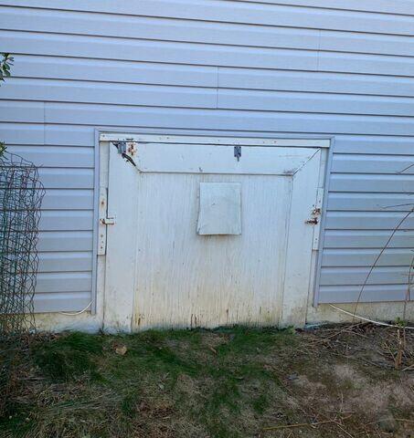 Crawl Space Door Replacement Needed