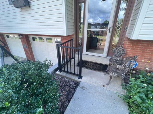 Black 36" Tuscany C-10 Aluminum Railing