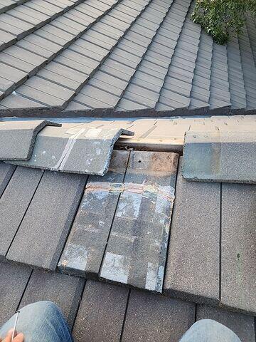 Another section with missing shingles