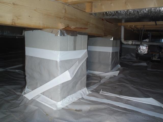 There are some companies that offer a very low cost for crawlspace encapsulation - and this picture shows why. The company that installed this vapor barrier did not properly seal the seams, allowing for a messy look and an ineffective barrier against moisture, dust and bugs. Dr. Energy Saver promises to make sure this messy job does not happen to your crawlspace. Dr. Energy Saver recommends using the CleanSpace® system to ensure your crawlspace encapsulation meets the highest standard of quality. 