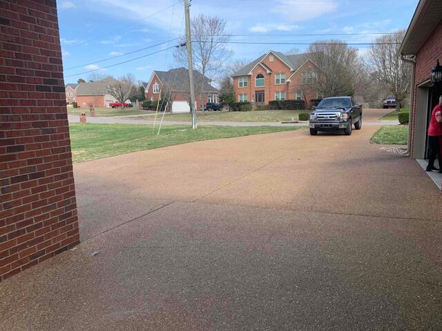 Cracked Aggregate Driveway in Hendersonville, TN