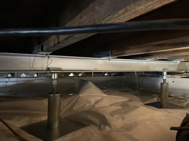 Steel Support Posts Installed in Crawlspace