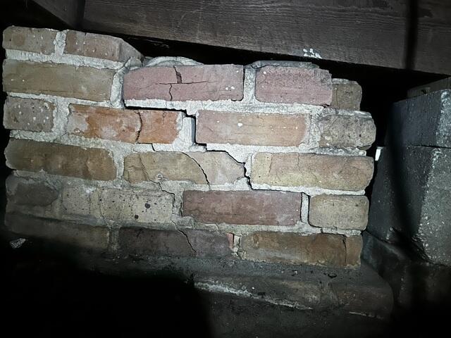 Close up of dismantled columns