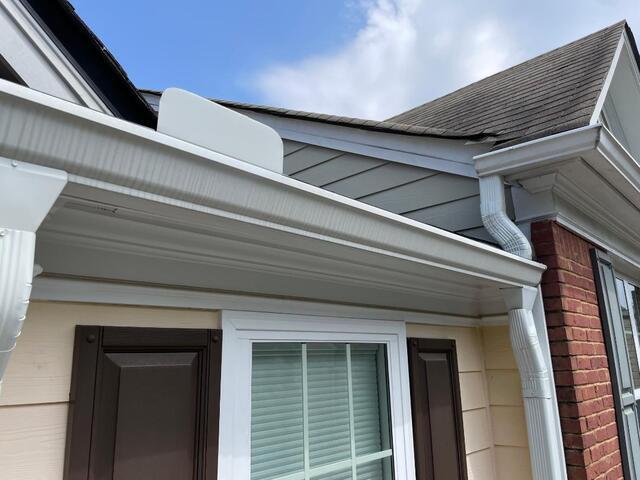 Side of home  gutter replacement