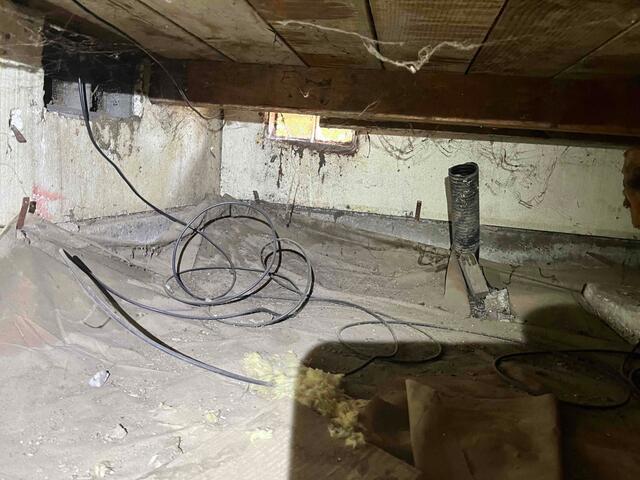 Before - Crawlspace is a Mess