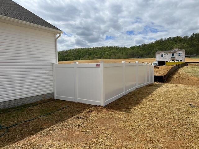 Vinyl Fence Company Berryville Virginia