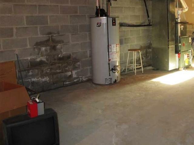 Wet Basement Walls