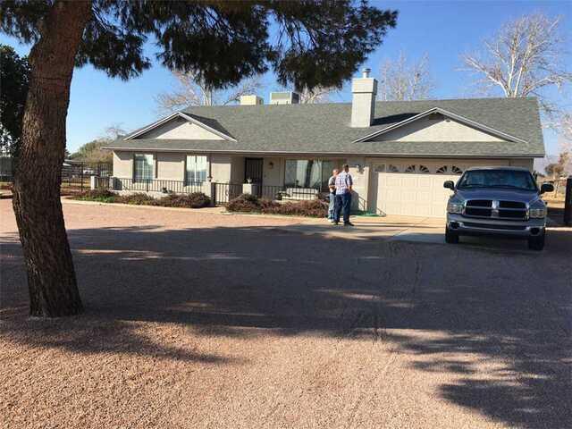 Causes of Foundation Problems: Expansive Soil in Waddle, Arizona