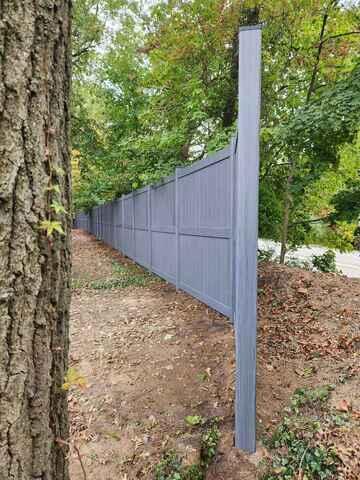 8' Privacy Arctic Blen Vinyl Fence