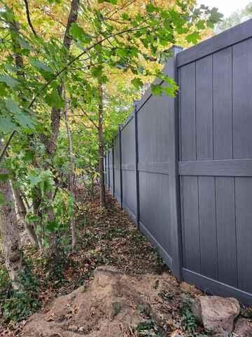 8' Privacy Arctic Blen Vinyl Fence