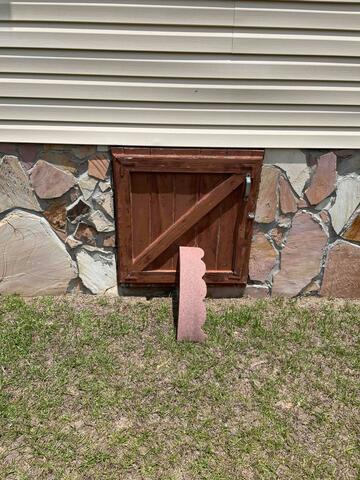 Crawl Space Entry Before Upgrade