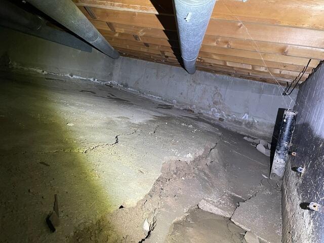 Wet Crawl Space