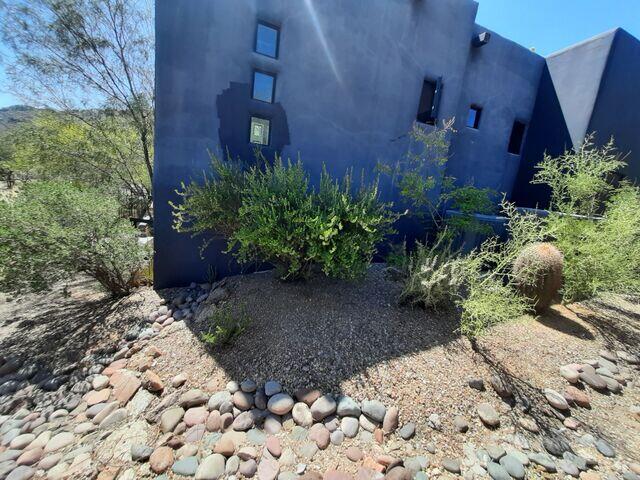Causes of Cracks in a Concrete Slab: Expansive Soil in Carefree, AZ