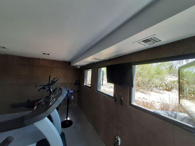 Signs of Foundation Problems: Window & Doors Misfunction in Carefree, AZ