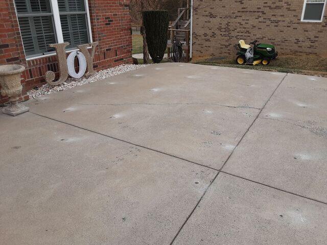 This picture shows the injection sites on the concrete surface.