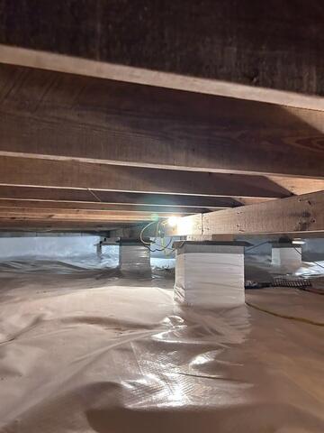 Complete Crawl Space Moisture Solution