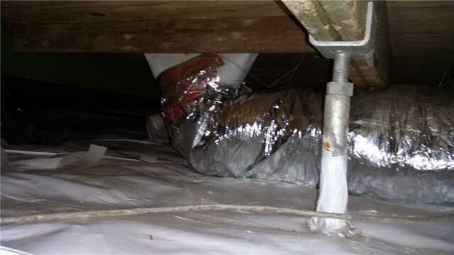 Professional crawl space encapsulation service in Union City, CA