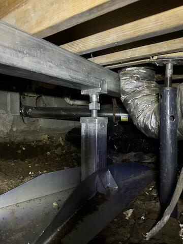 SmartJack System in Crawl Space