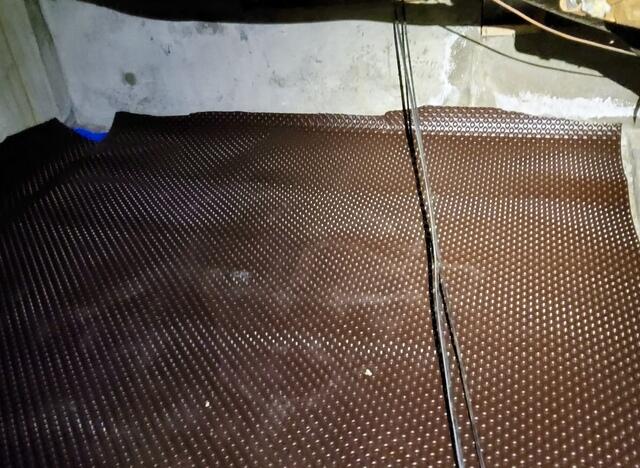 A crawl space water barrier in Concord, CA