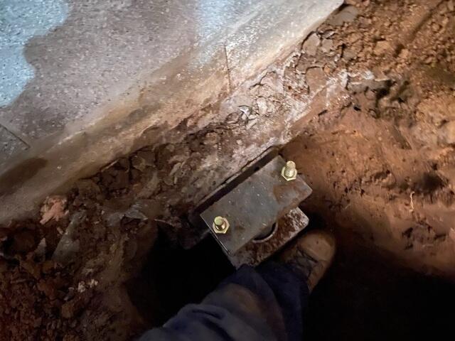 Installing Foundation Bracket