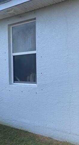 Vertical Wall Cracks