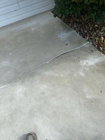 Sealing Concrete Cracks With NexusPro