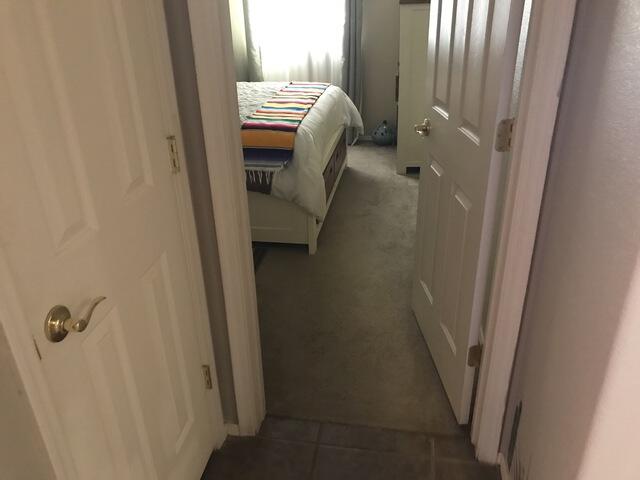 Signs of Foundation Settlement Issues: Door Misfunction in Arizona City, AZ