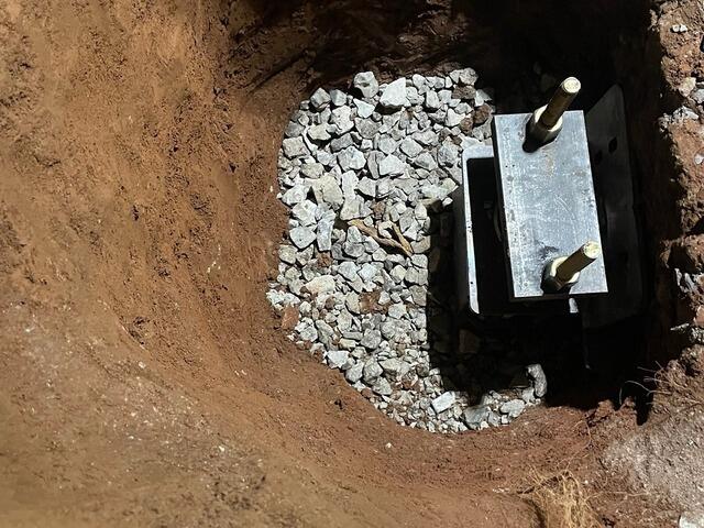 Another close-up of a Push Pier.